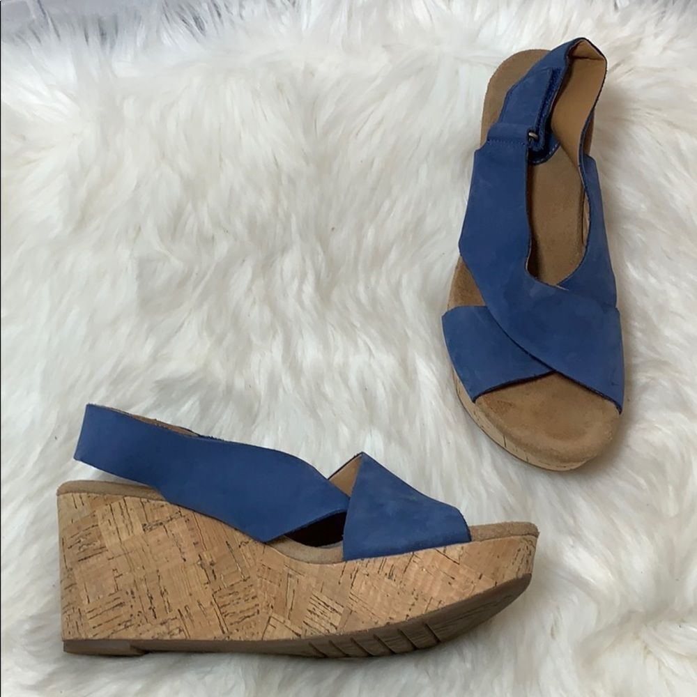 Clarks Artisan Annadel Blue Suede Platform Sandals